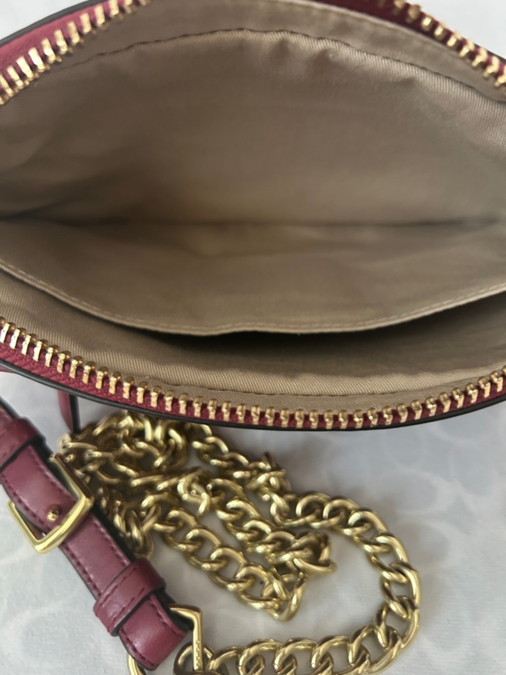 Coach Rare Legacy Flight Deep Rich Red Leather Gold Chain Crossbody Bag Purse 🌺🌺 - Picture 9 of 13